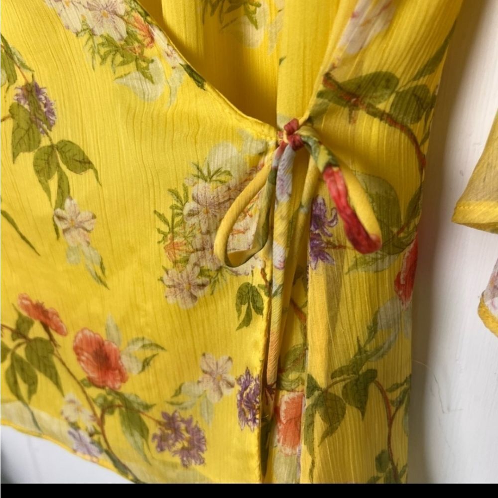 Ralph Lauren Yellow Printed Bell Sleeve Blouse - Picture 5 of 11